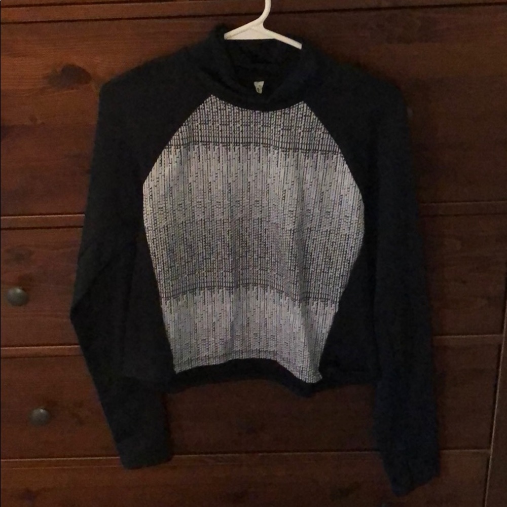 UA cold gear sweatshirt